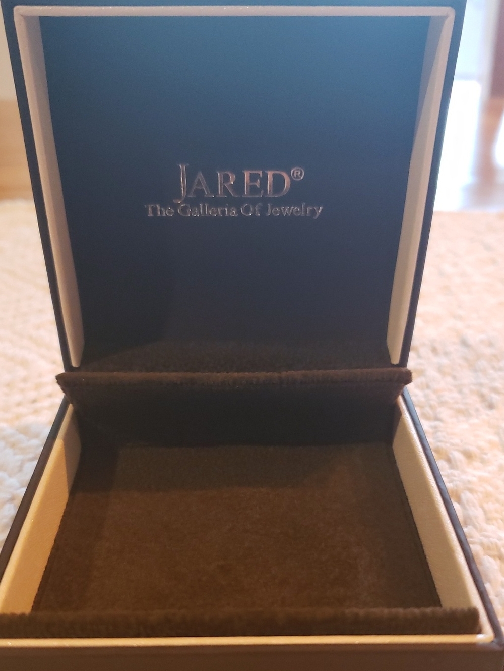 He Went To Jareds ...Brown and Cream Trim Jewelry Ring Box